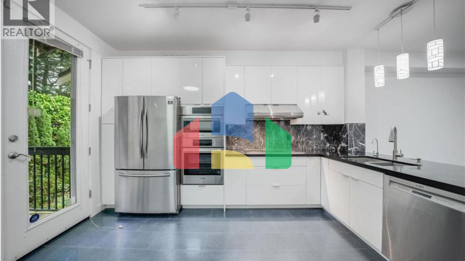 Residential - Townhouse - Vancouver, Canada - Canada