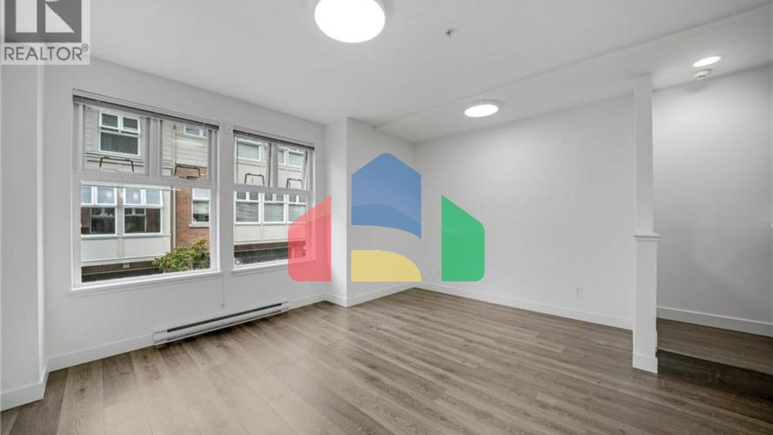 Residential - Townhouse - Vancouver, Canada - Canada