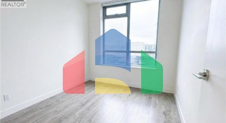 Residential - Single Family Home - Vancouver, Canada - Canada