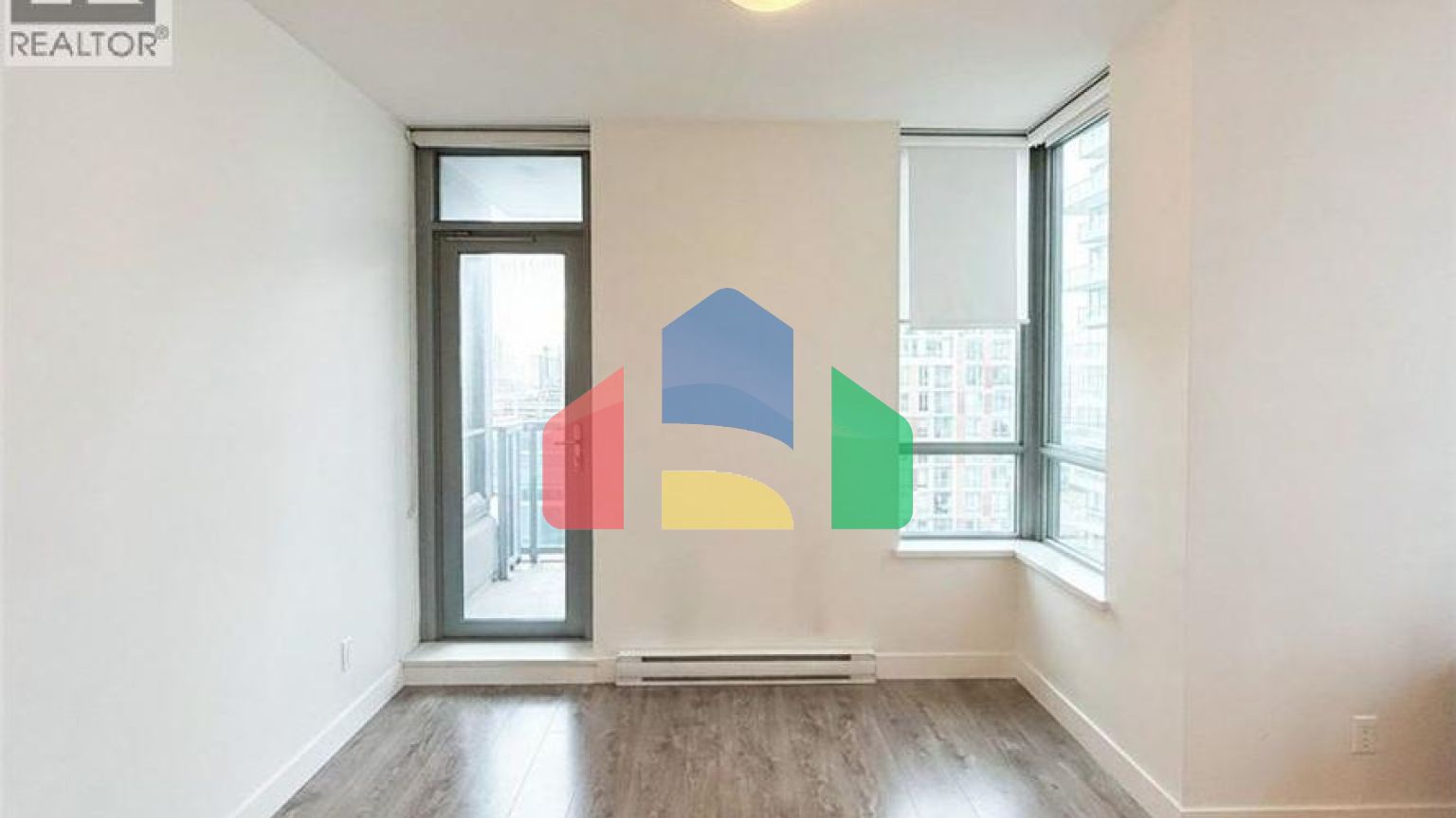 Residential - Single Family Home - Vancouver, Canada - Canada