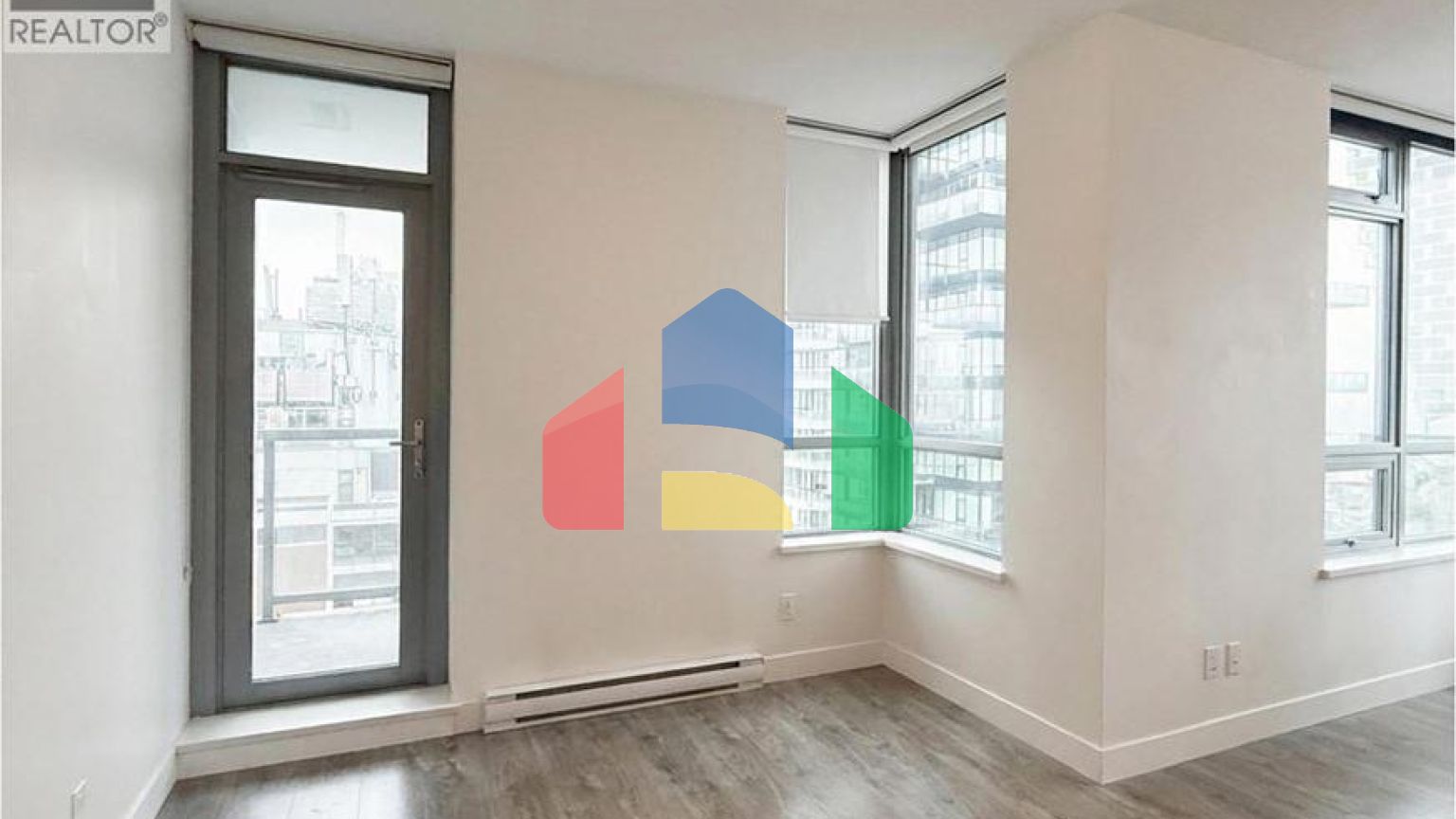 Residential - Single Family Home - Vancouver, Canada - Canada