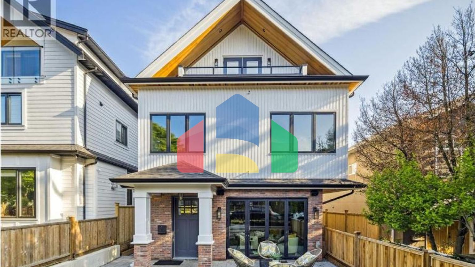 Residential - Single Family Home - Vancouver, Canada - Canada