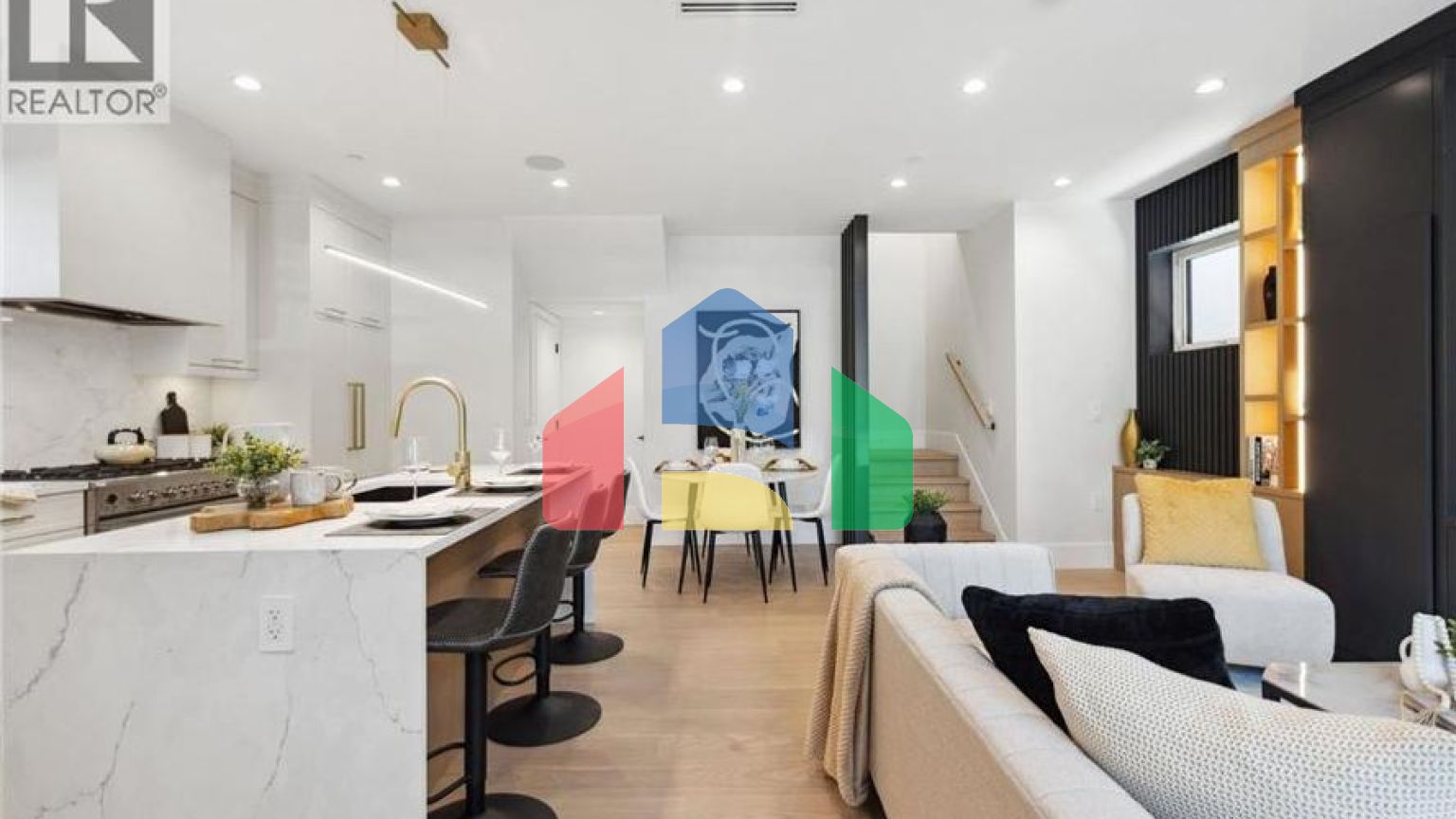 Residential - Single Family Home - Vancouver, Canada - Canada