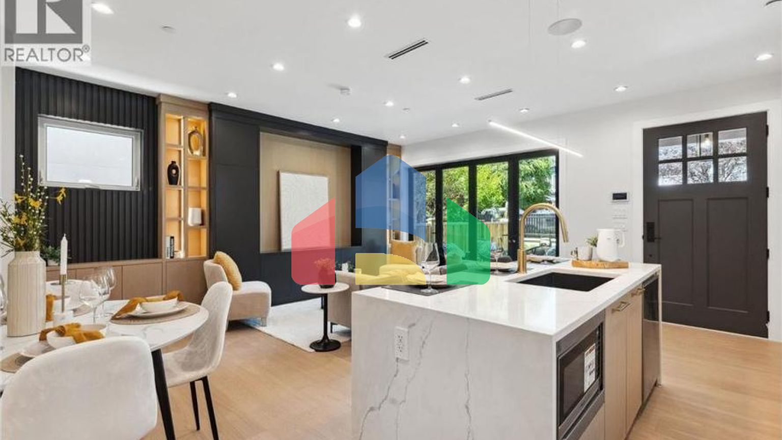 Residential - Single Family Home - Vancouver, Canada - Canada