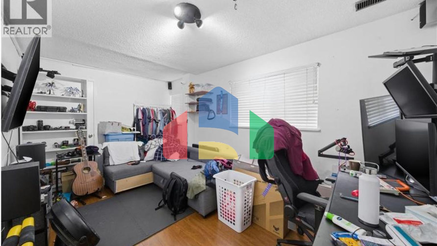 Residential - Single Family Home - Vancouver, Canada - Canada