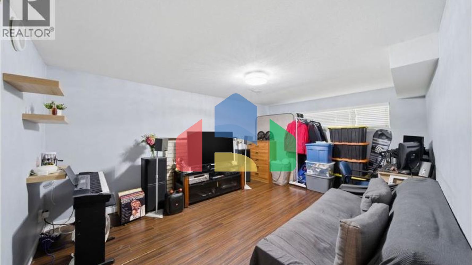 Residential - Single Family Home - Vancouver, Canada - Canada