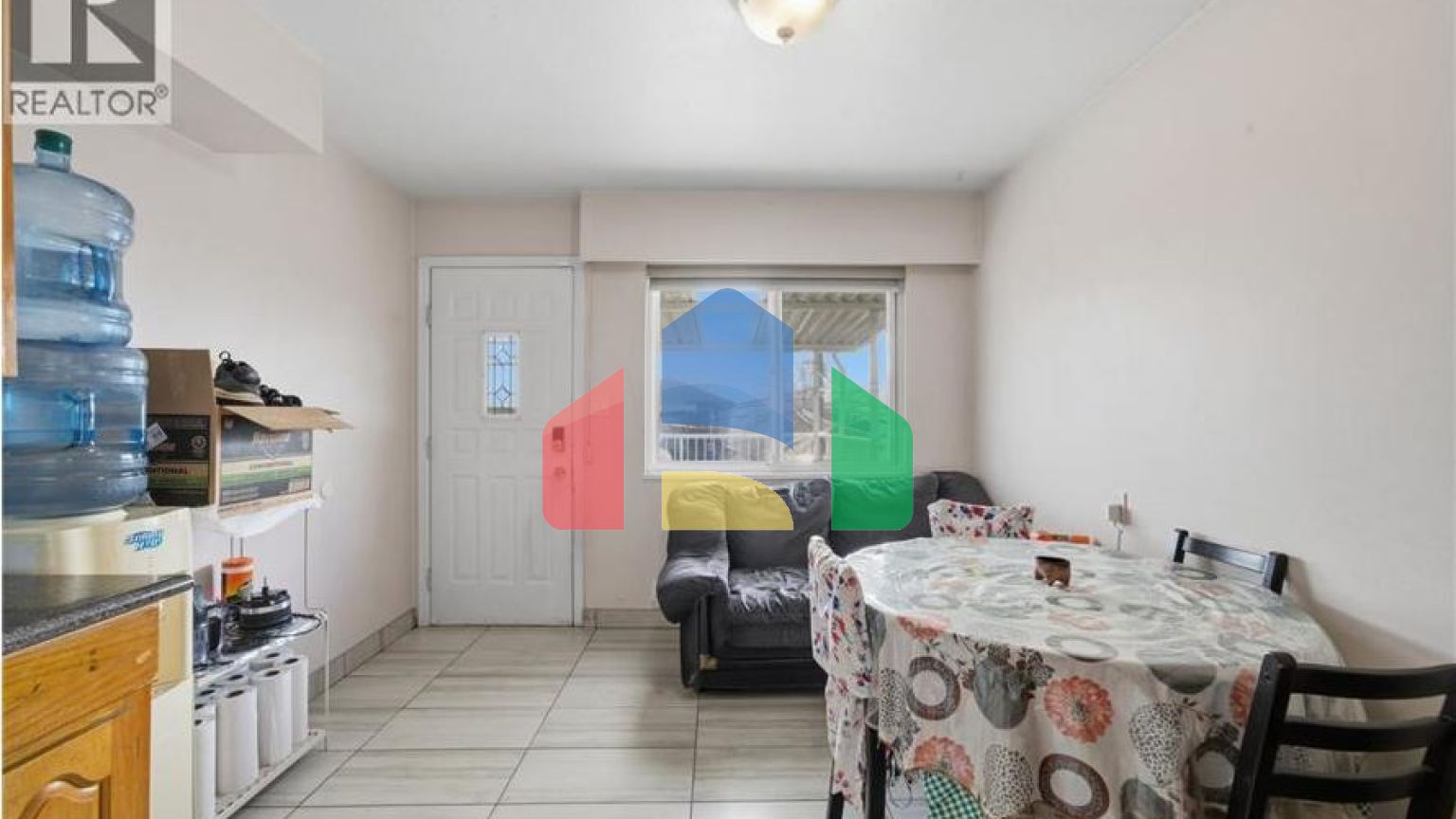 Residential - Single Family Home - Vancouver, Canada - Canada