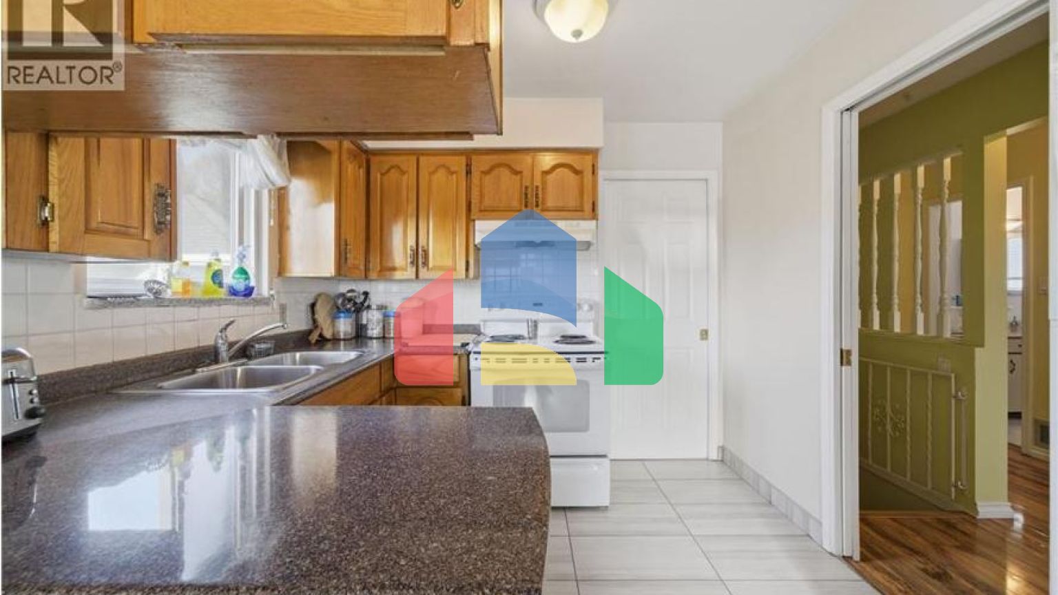 Residential - Single Family Home - Vancouver, Canada - Canada