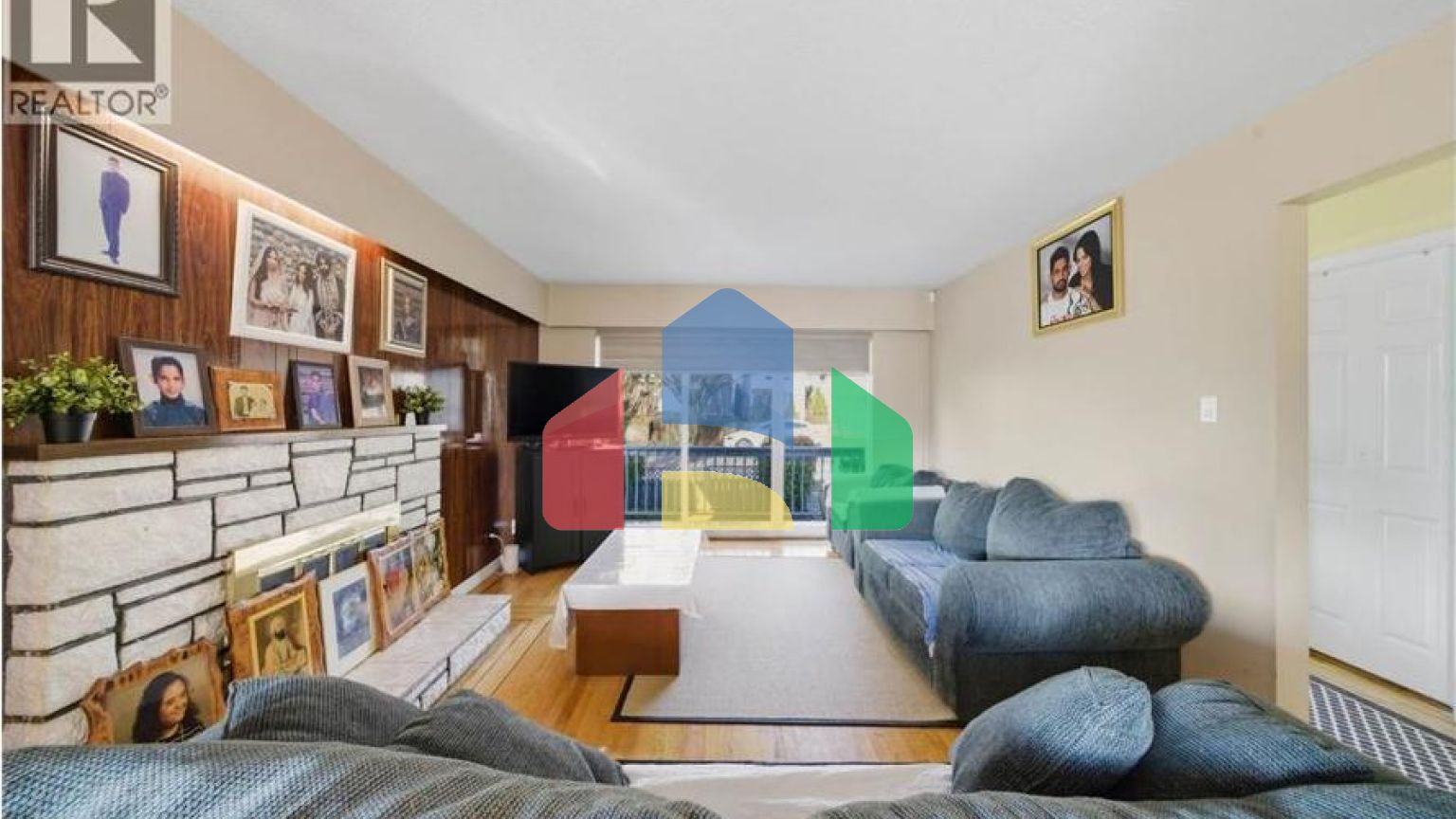 Residential - Single Family Home - Vancouver, Canada - Canada