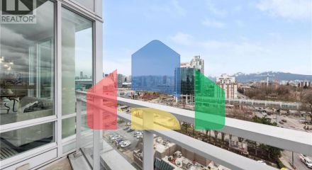 Residential - Single Family Home - Vancouver, Canada - Canada