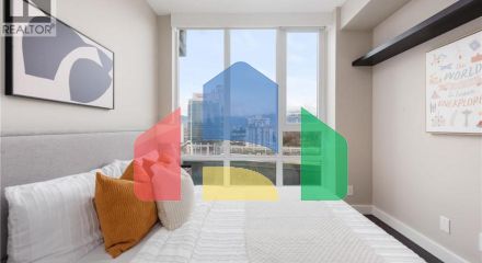 Residential - Single Family Home - Vancouver, Canada - Canada