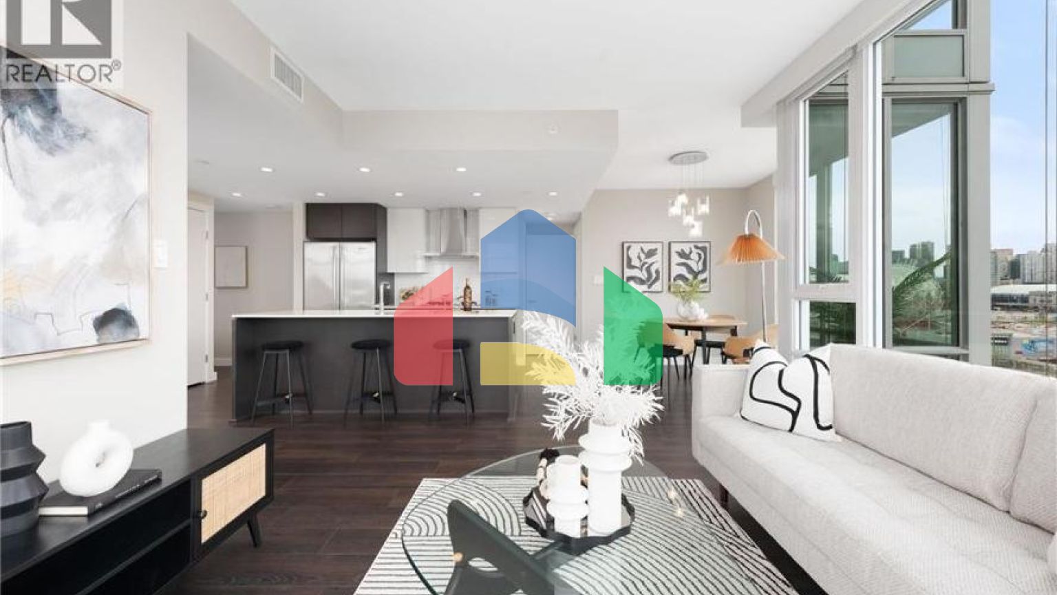 Residential - Single Family Home - Vancouver, Canada - Canada