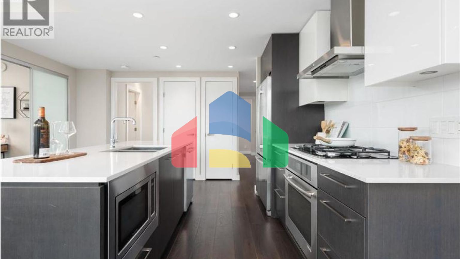 Residential - Single Family Home - Vancouver, Canada - Canada