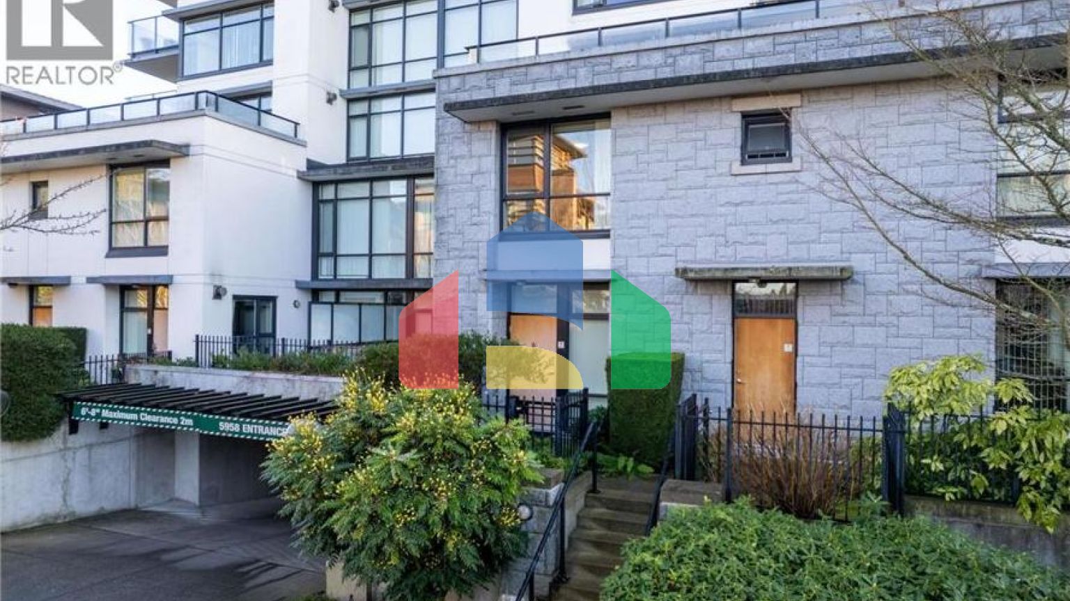 Residential - Townhouse - Vancouver, Canada - Canada