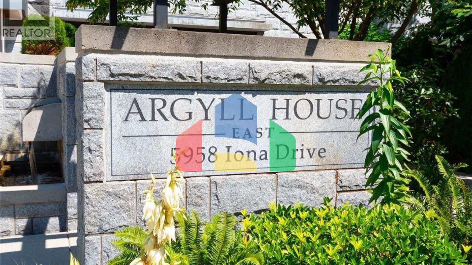 Residential - Townhouse - Vancouver, Canada - Canada