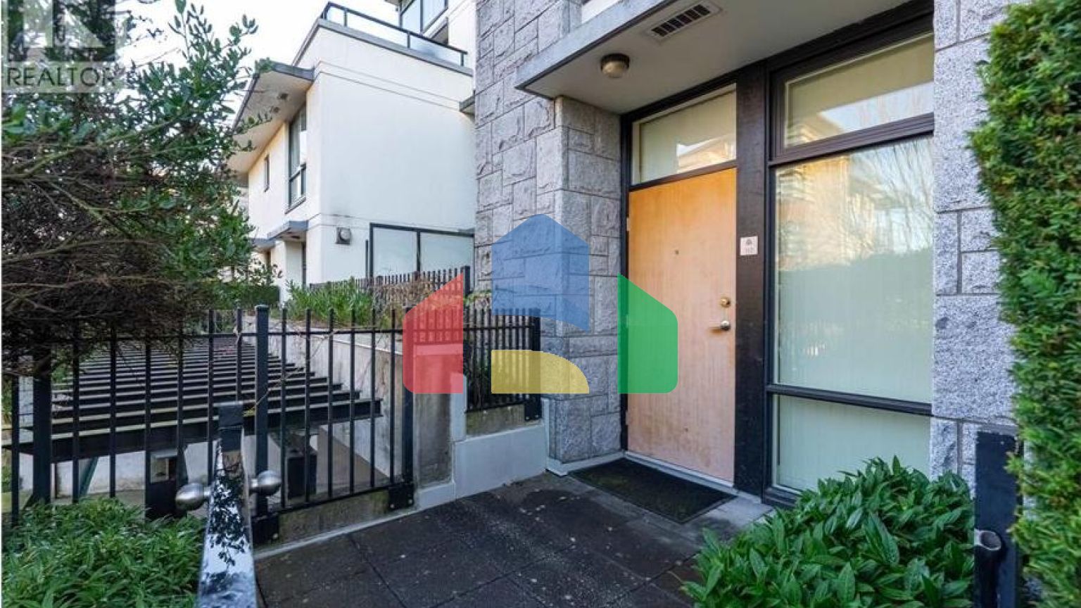 Residential - Townhouse - Vancouver, Canada - Canada