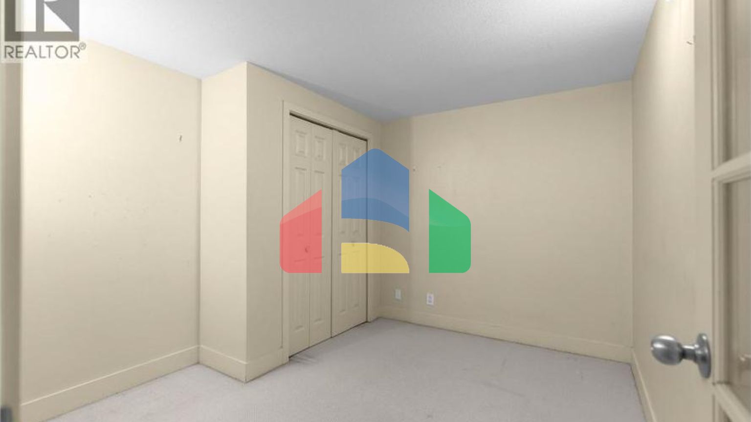 Residential - Townhouse - Vancouver, Canada - Canada