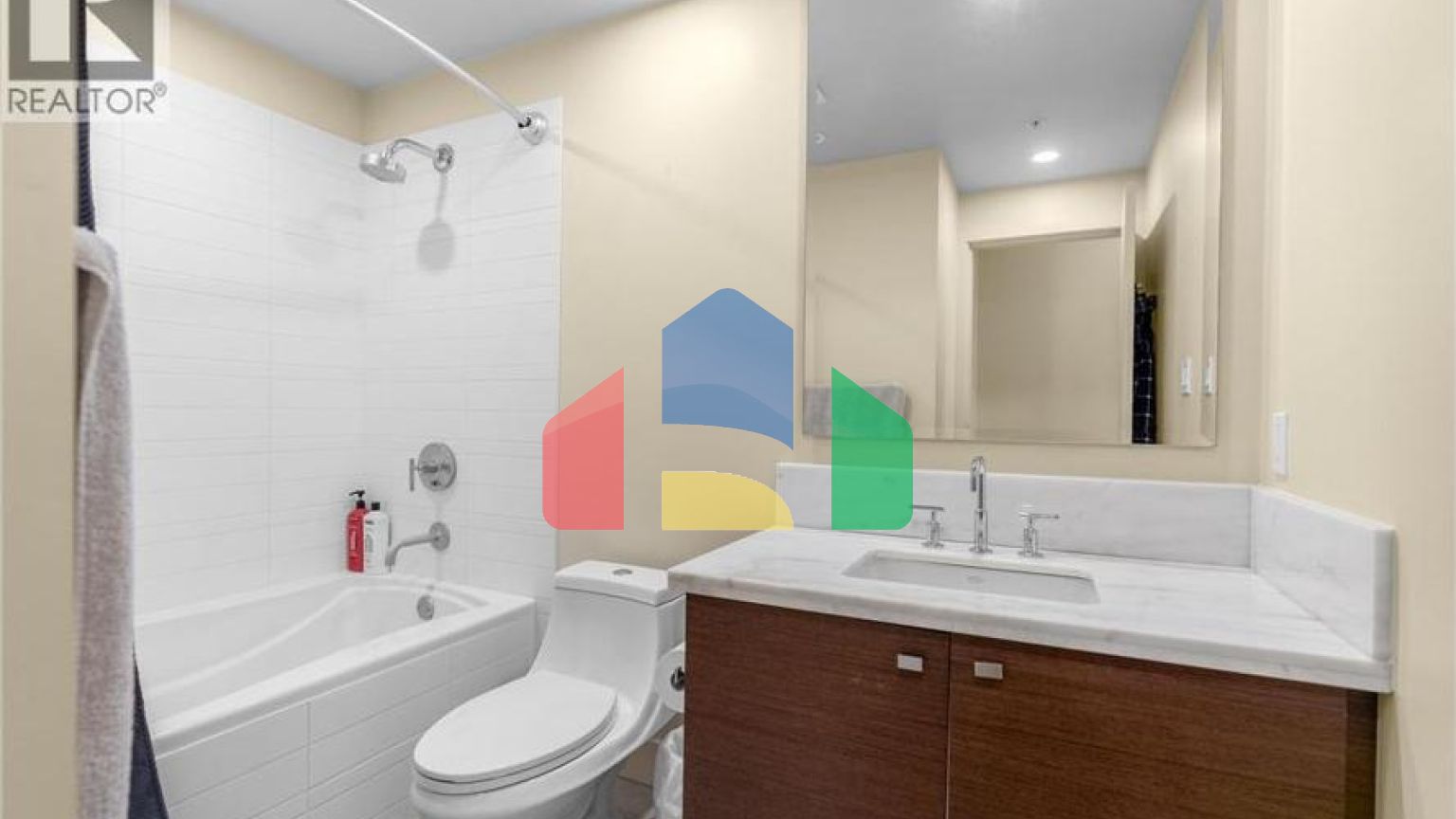 Residential - Townhouse - Vancouver, Canada - Canada