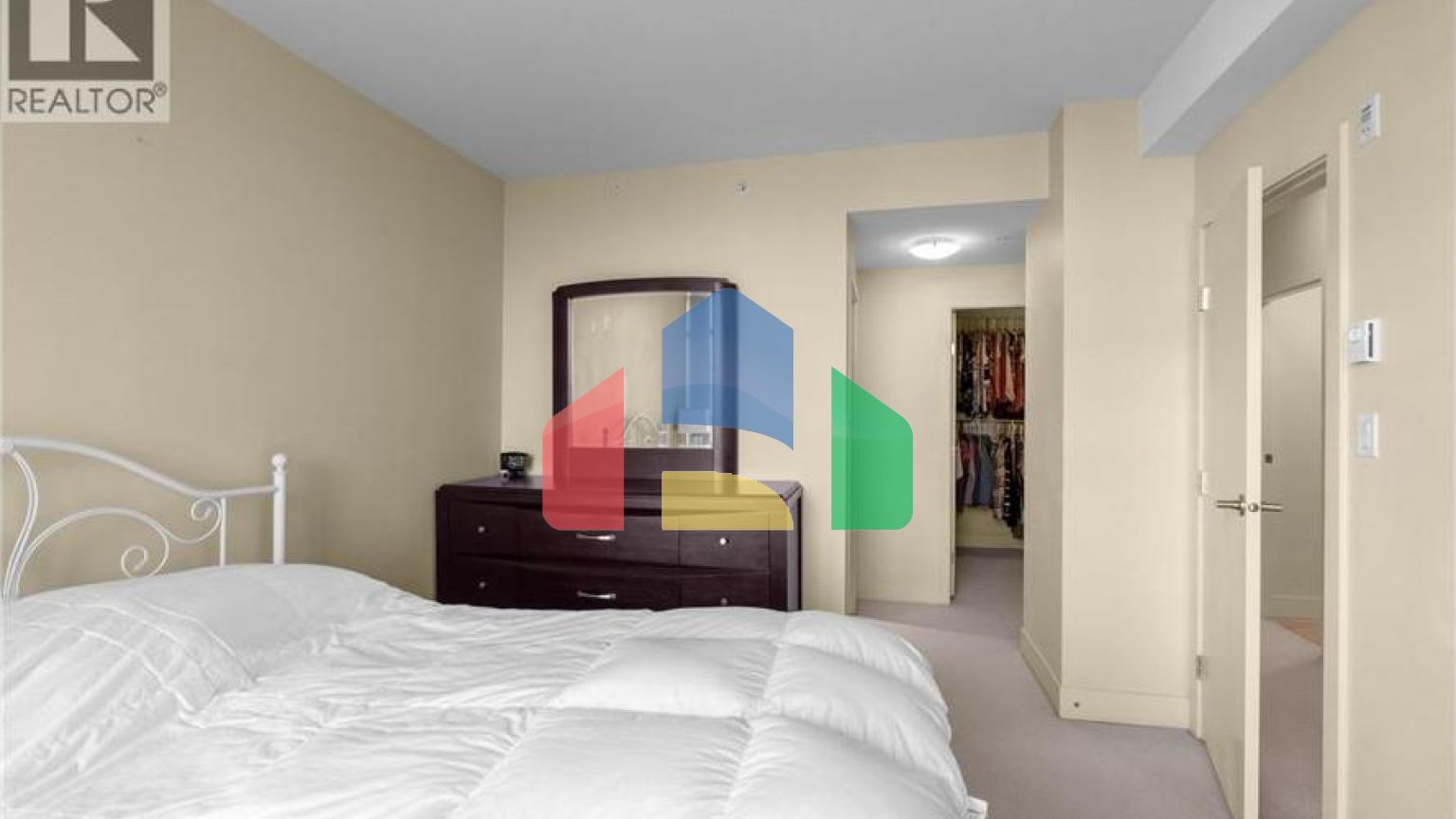 Residential - Townhouse - Vancouver, Canada - Canada