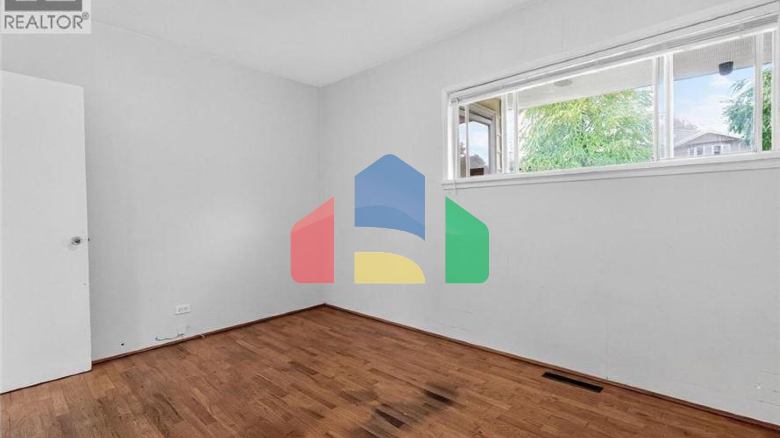 Residential - Single Family Home - Vancouver, Canada - Canada