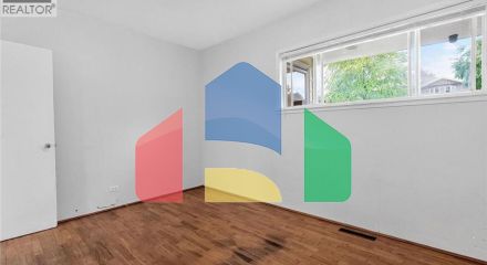 Residential - Single Family Home - Vancouver, Canada - Canada