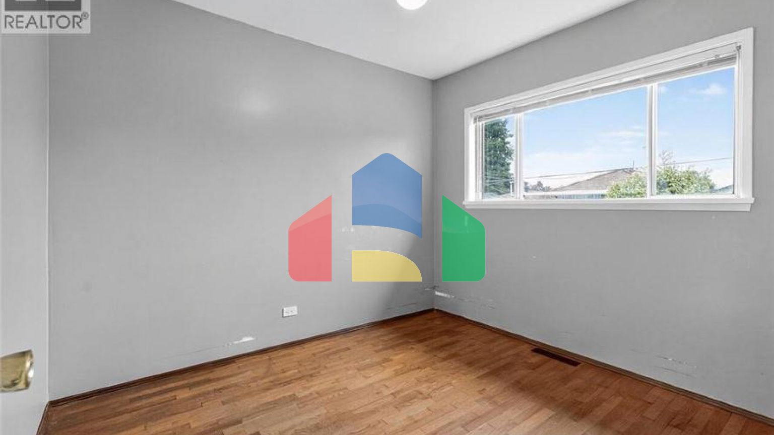 Residential - Single Family Home - Vancouver, Canada - Canada