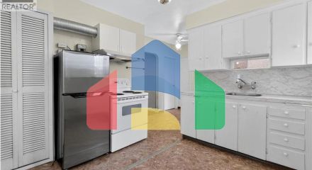 Residential - Single Family Home - Vancouver, Canada - Canada