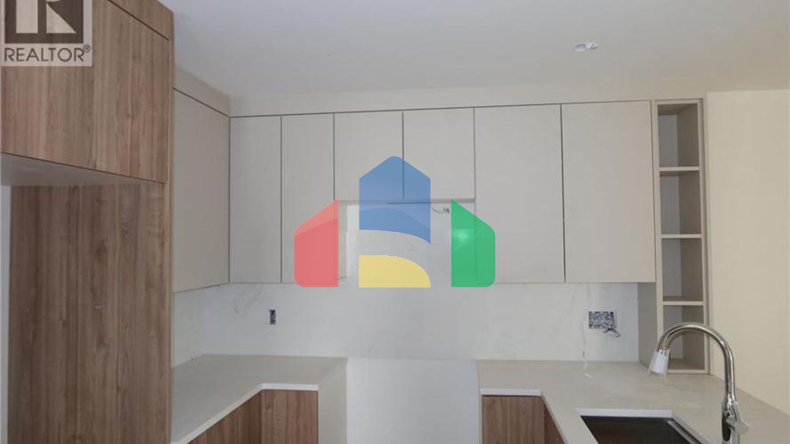 Residential - Single Family Home - Vancouver, Canada - Canada