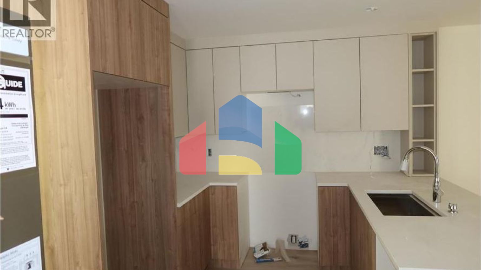 Residential - Single Family Home - Vancouver, Canada - Canada