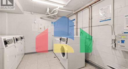 Residential - Single Family Home - Vancouver, Canada - Canada