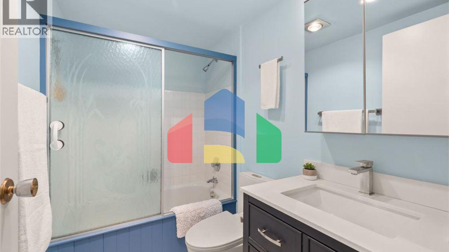 Residential - Single Family Home - Vancouver, Canada - Canada