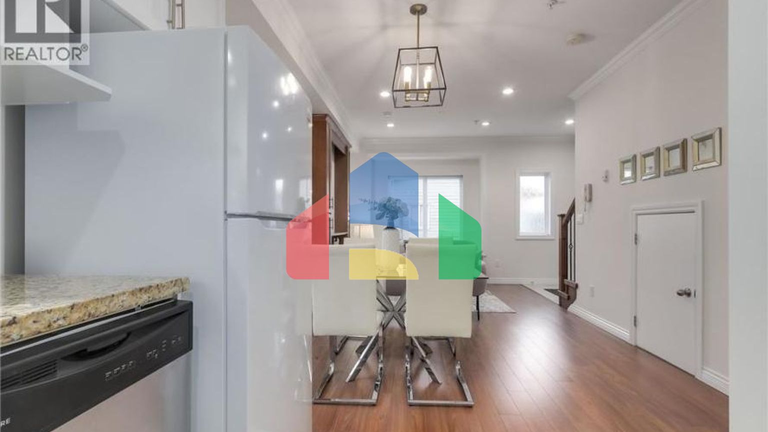 Residential - Single Family Home - Vancouver, Canada - Canada