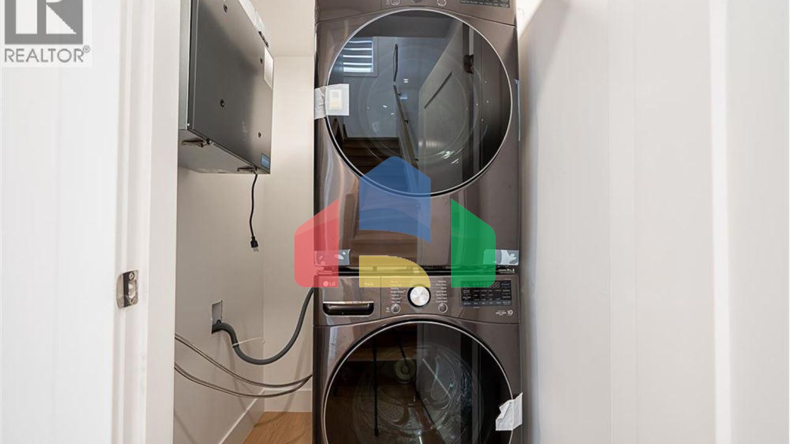 Residential - Townhouse - Vancouver, Canada - Canada