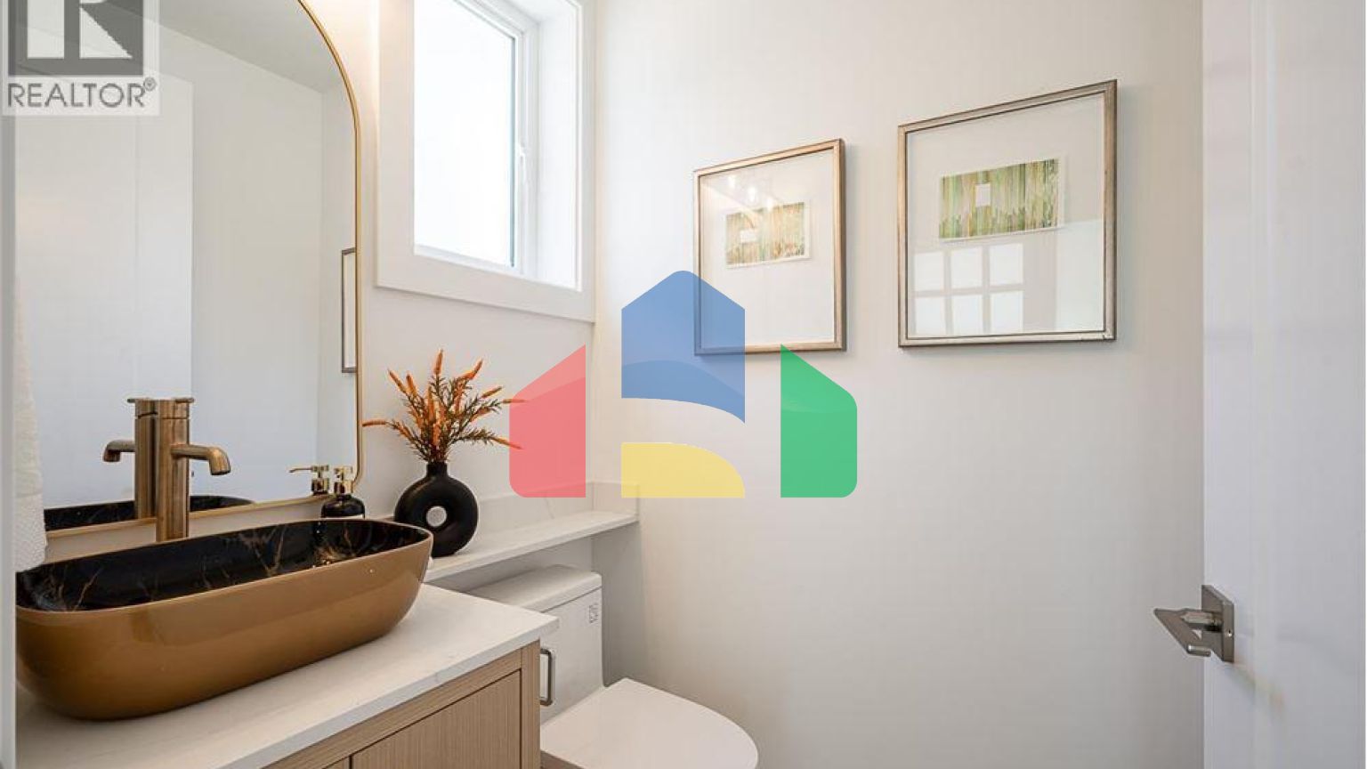 Residential - Townhouse - Vancouver, Canada - Canada