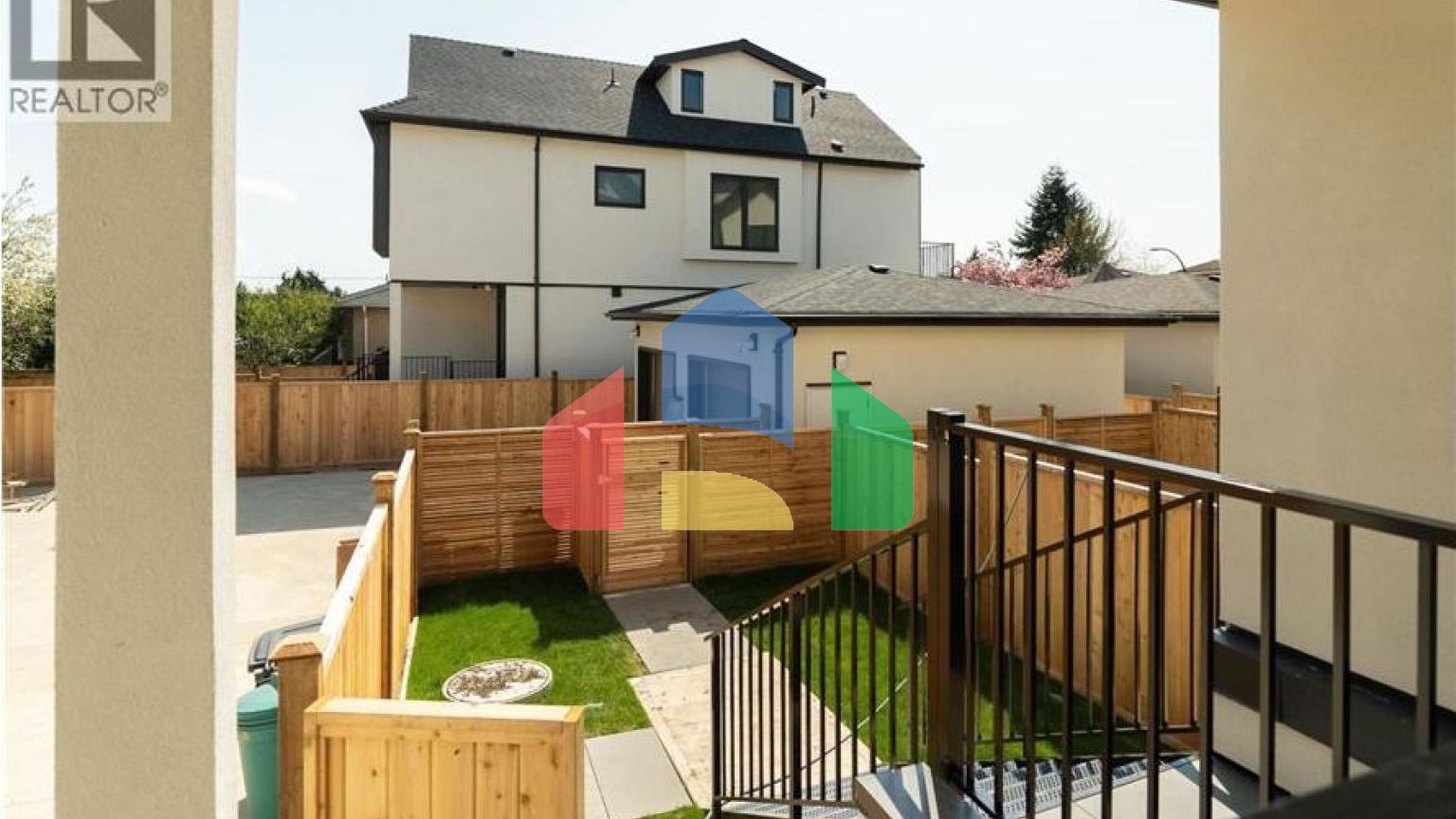 Residential - Single Family Home - Vancouver, Canada - Canada