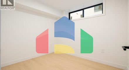 Residential - Single Family Home - Vancouver, Canada - Canada