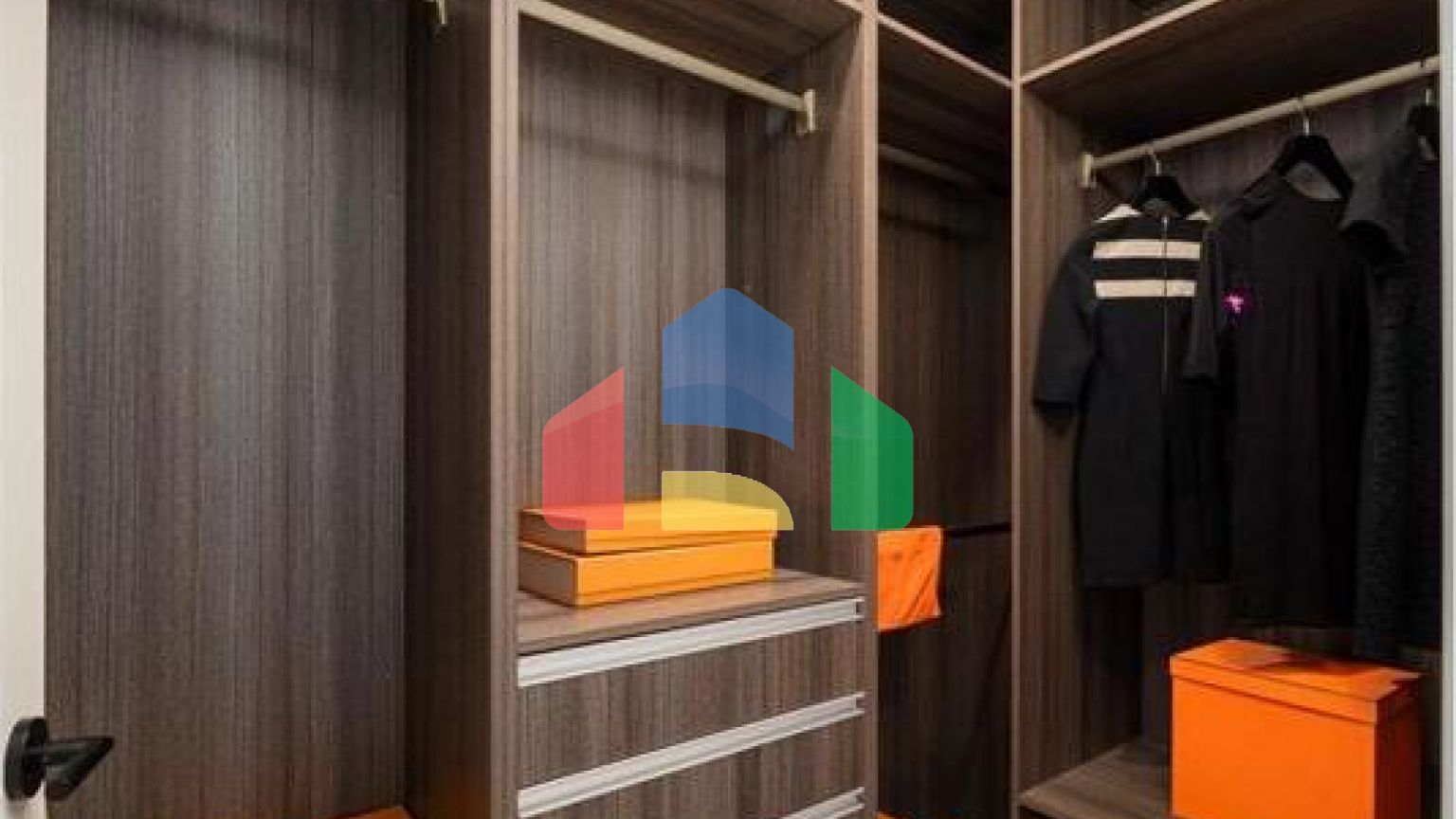 Residential - Single Family Home - Vancouver, Canada - Canada