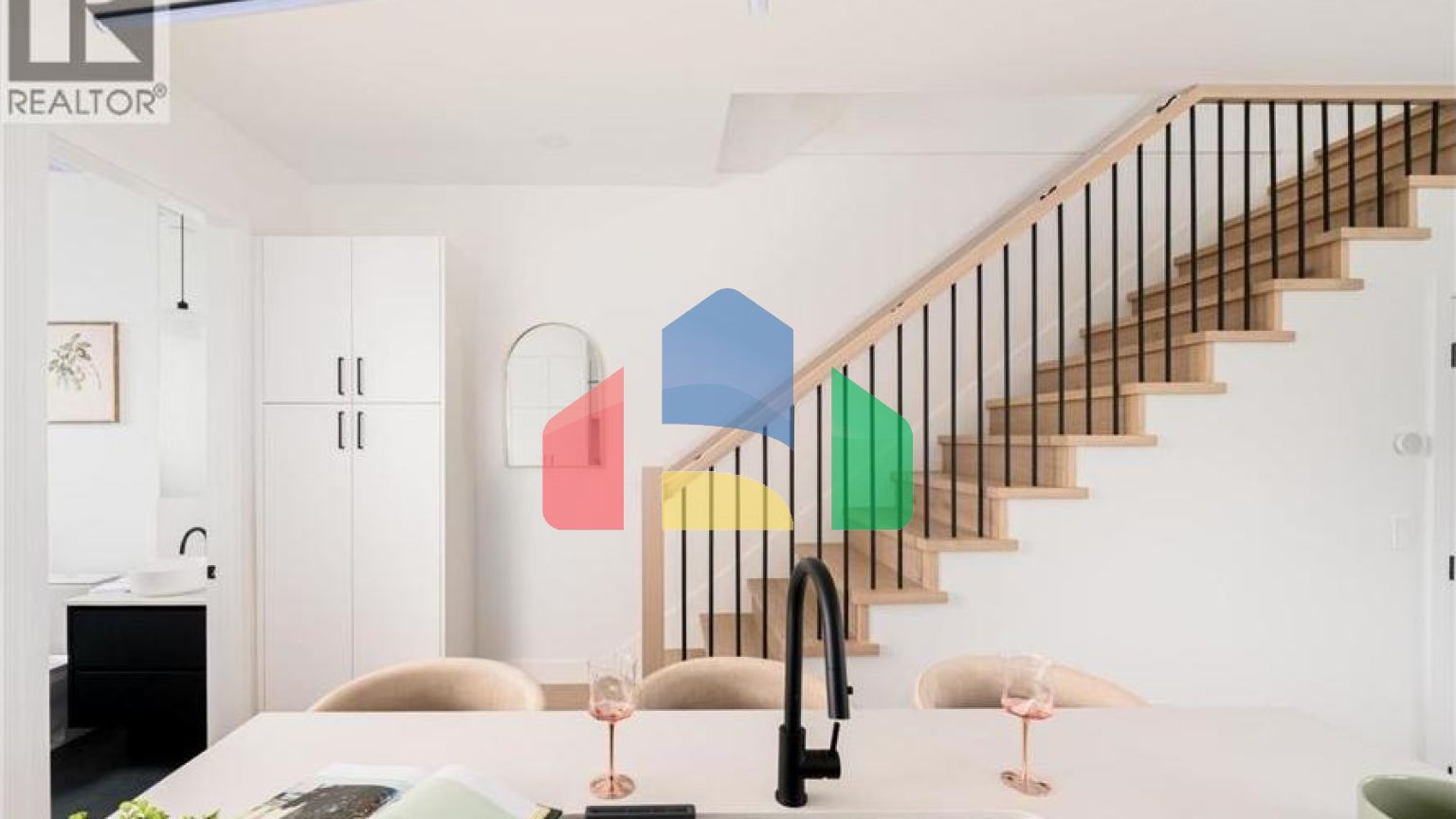 Residential - Single Family Home - Vancouver, Canada - Canada