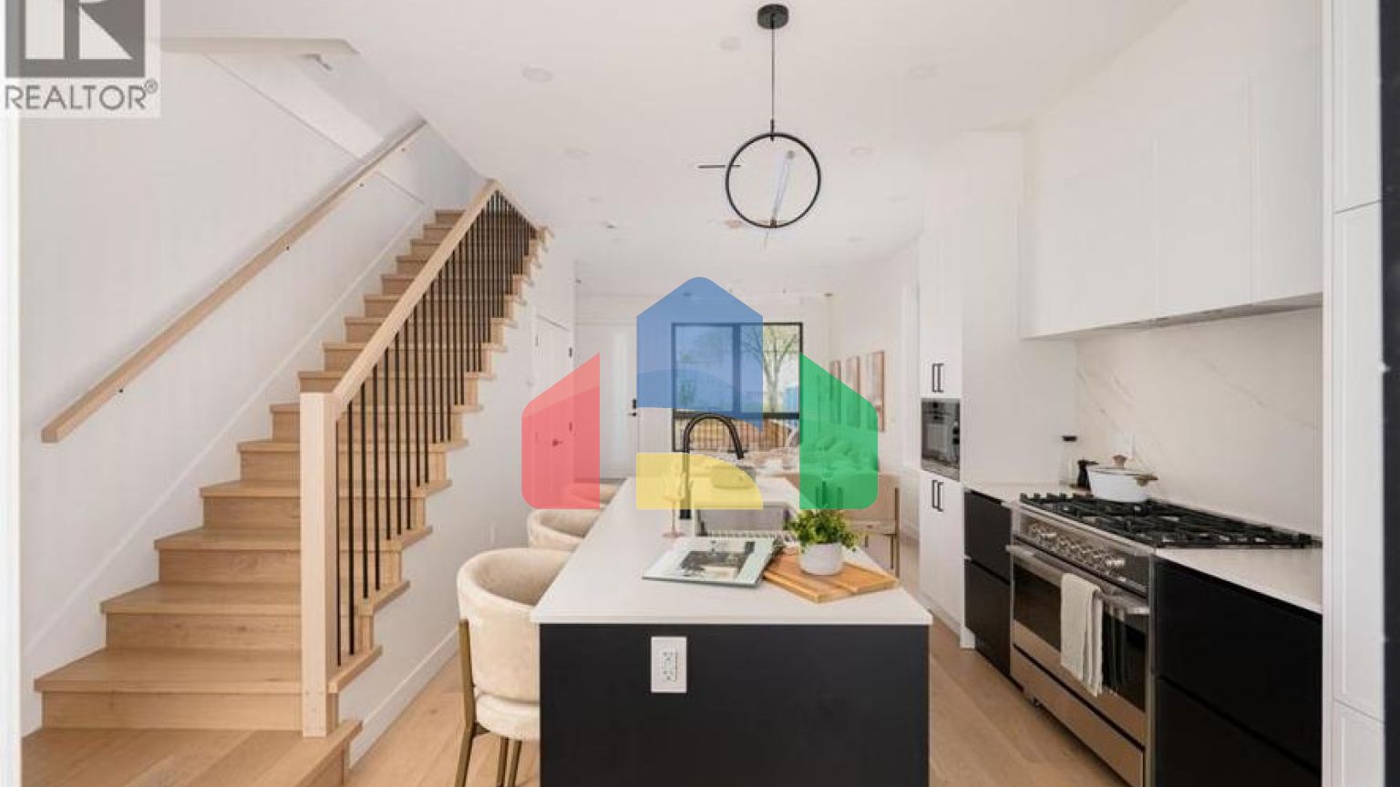 Residential - Single Family Home - Vancouver, Canada - Canada