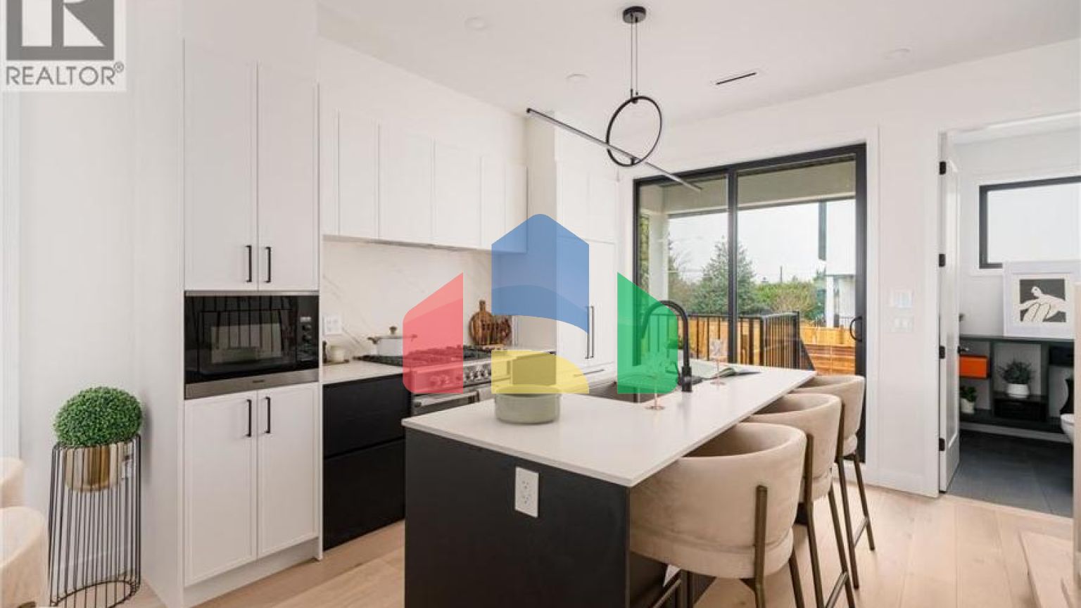 Residential - Single Family Home - Vancouver, Canada - Canada