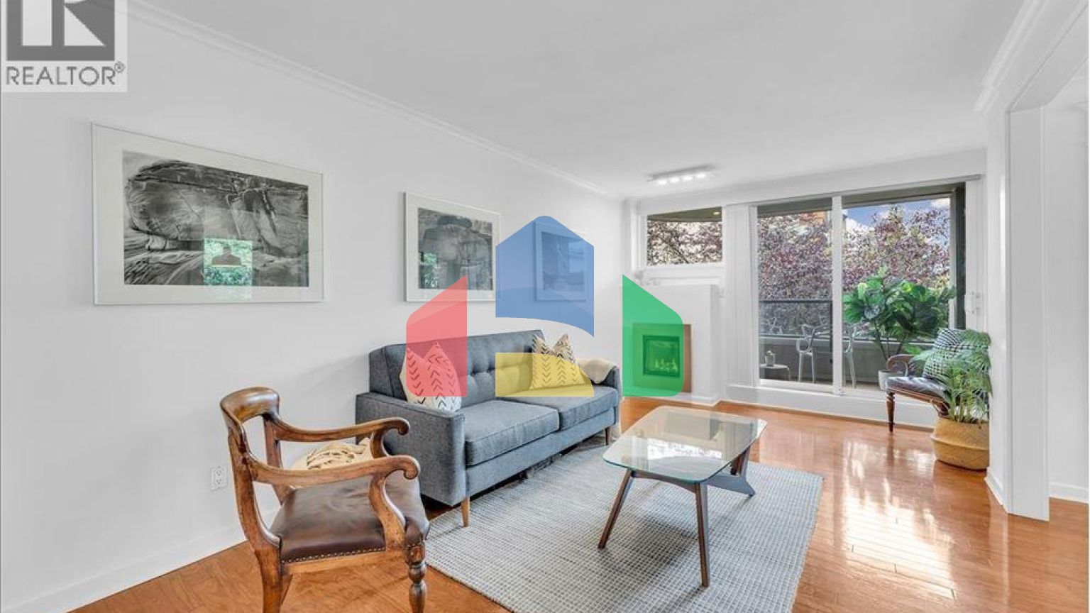 Residential - Single Family Home - Vancouver, Canada - Canada