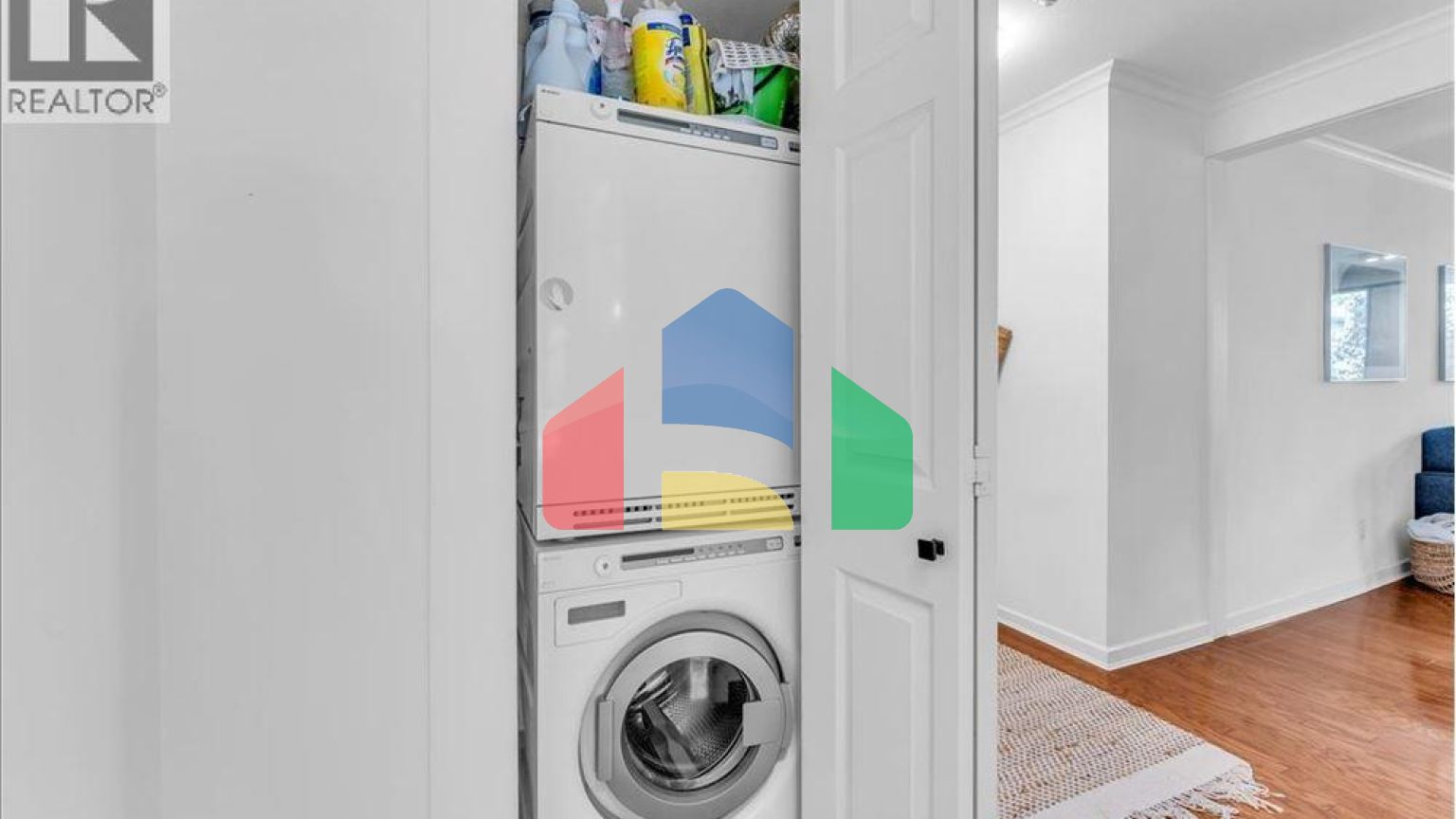 Residential - Single Family Home - Vancouver, Canada - Canada