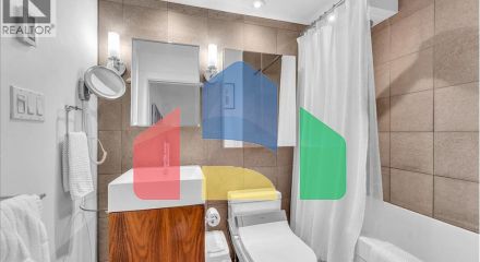 Residential - Single Family Home - Vancouver, Canada - Canada