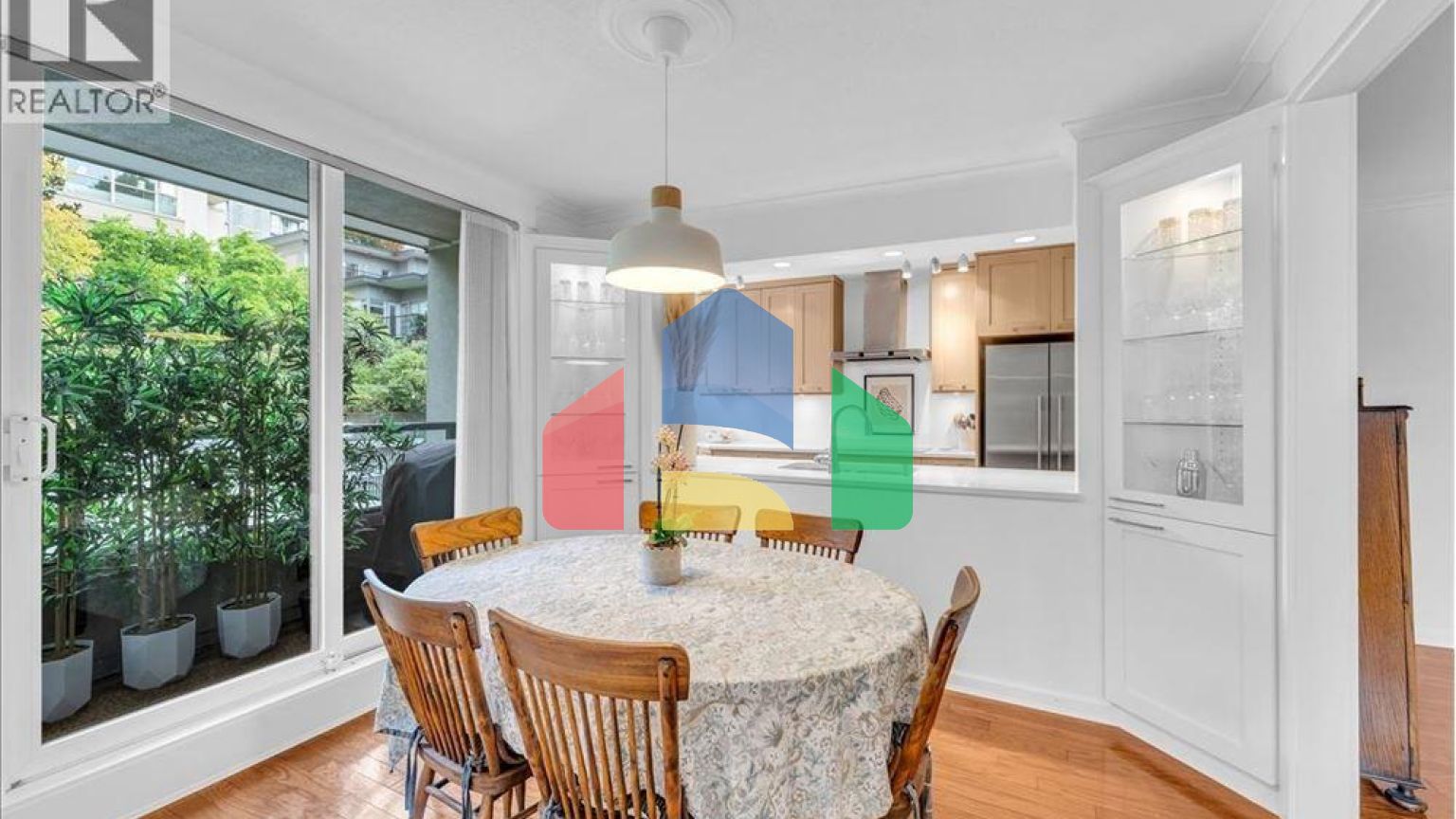 Residential - Single Family Home - Vancouver, Canada - Canada