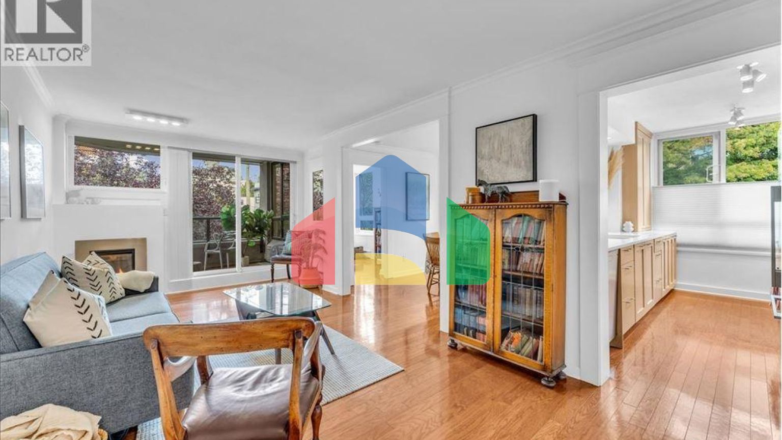 Residential - Single Family Home - Vancouver, Canada - Canada