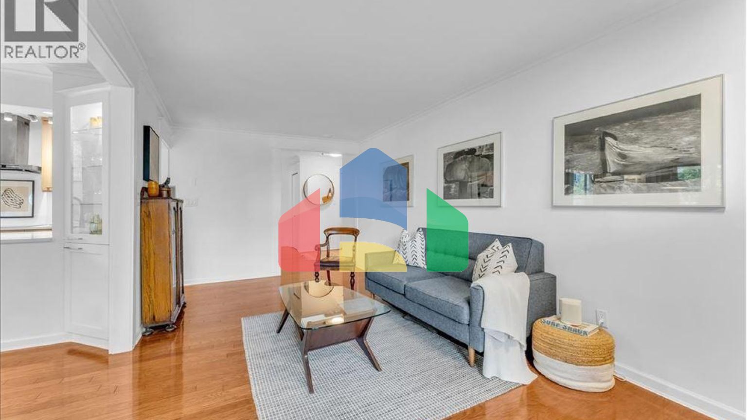 Residential - Single Family Home - Vancouver, Canada - Canada