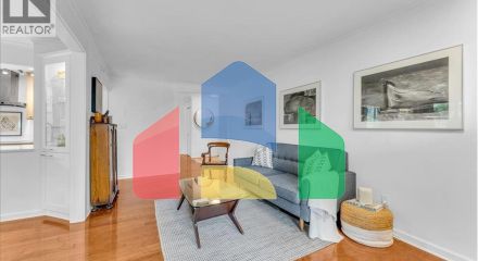 Residential - Single Family Home - Vancouver, Canada - Canada