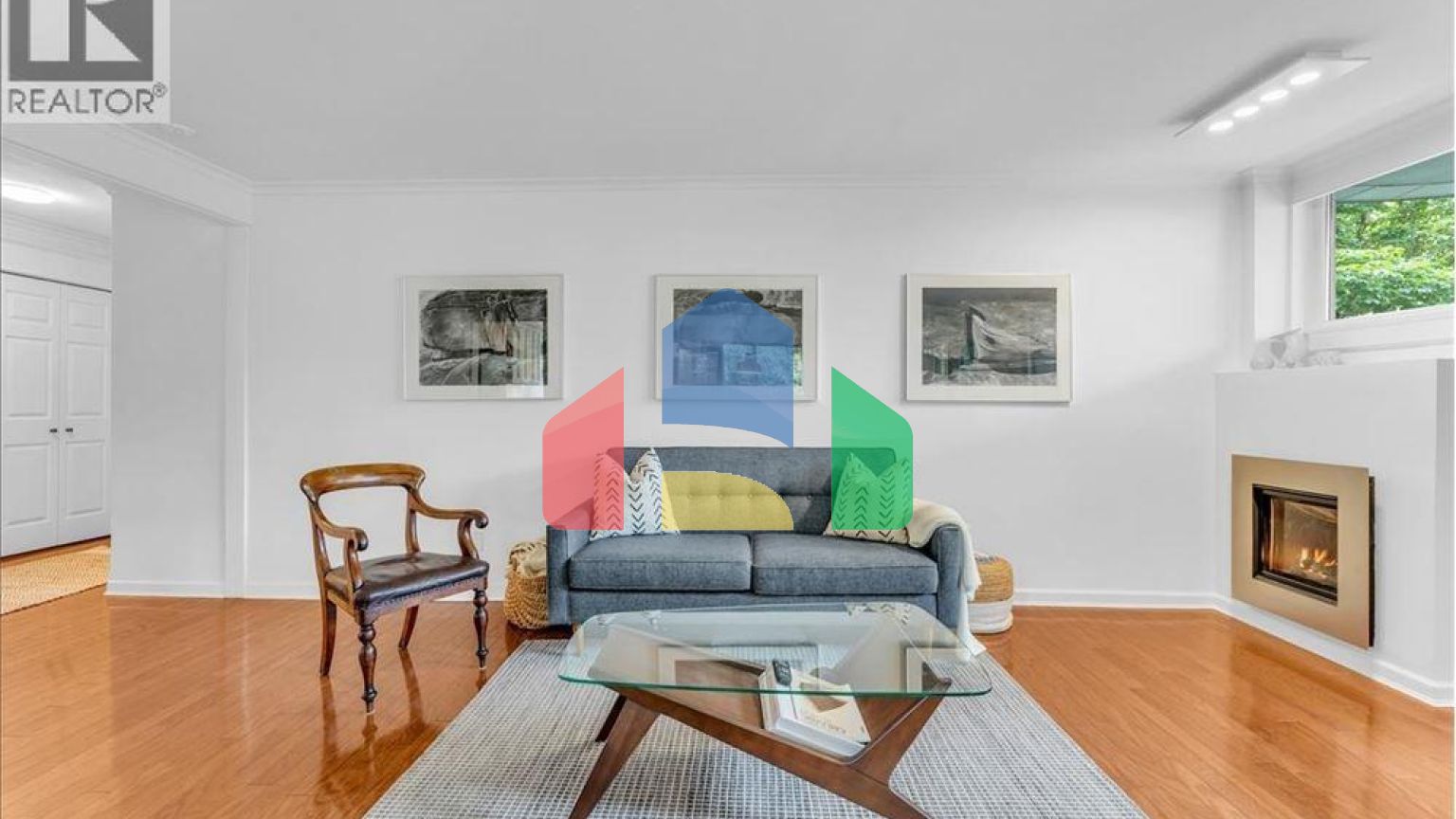 Residential - Single Family Home - Vancouver, Canada - Canada