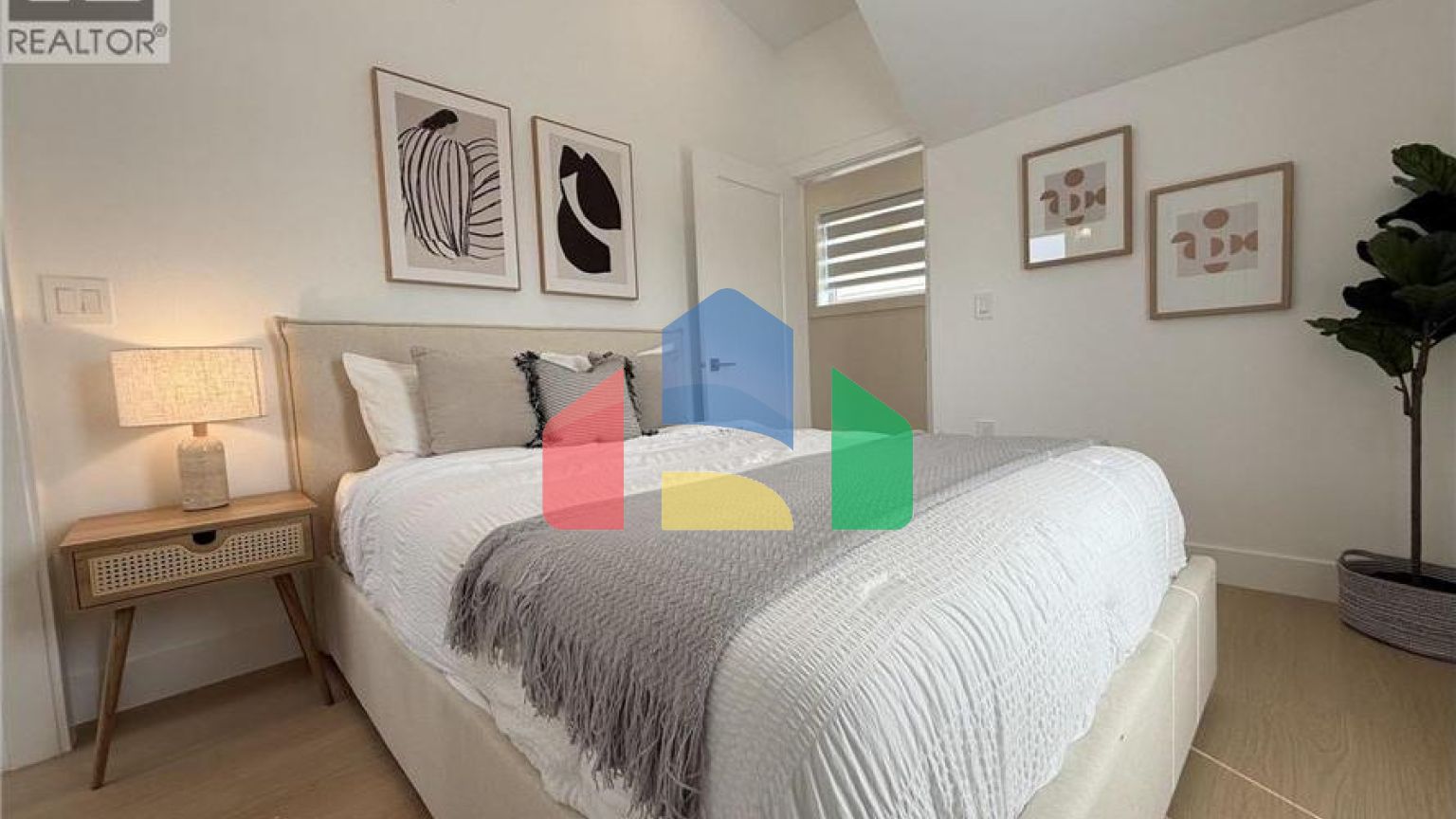 Residential - Single Family Home - Vancouver, Canada - Canada