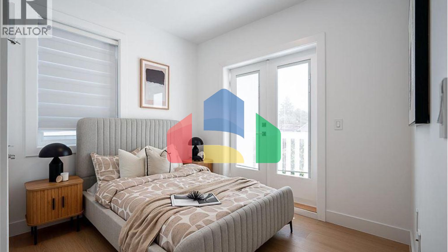 Residential - Single Family Home - Vancouver, Canada - Canada